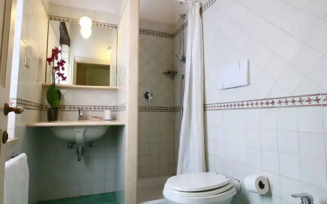 Farmhouse in Todi With Pool & Theater Nearby