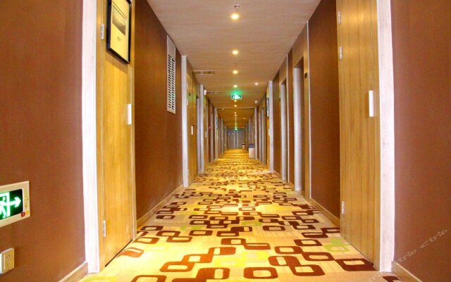 Atour Hotel (Ankang Hi-Tech Industrial Development Zone Ruizhi)