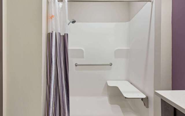 La Quinta Inn & Suites by Wyndham Lake Charles - Westlake