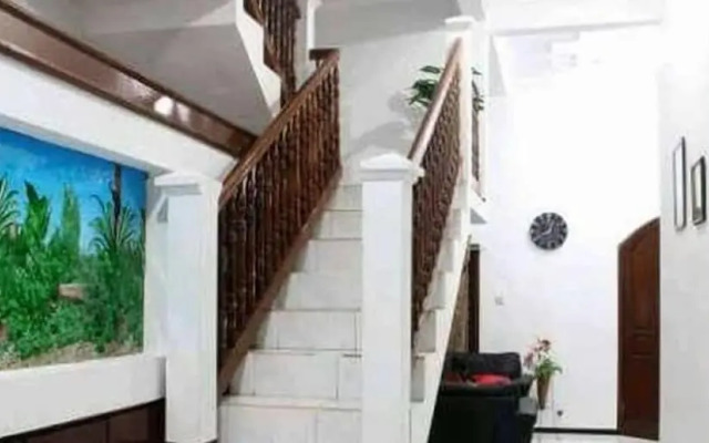 Villa Malang MARRY IND Puncak Buring