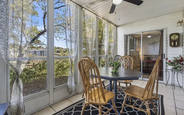 Sunroom Serenity - Community Pool