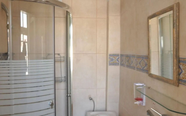 Al-Mutran Guest House