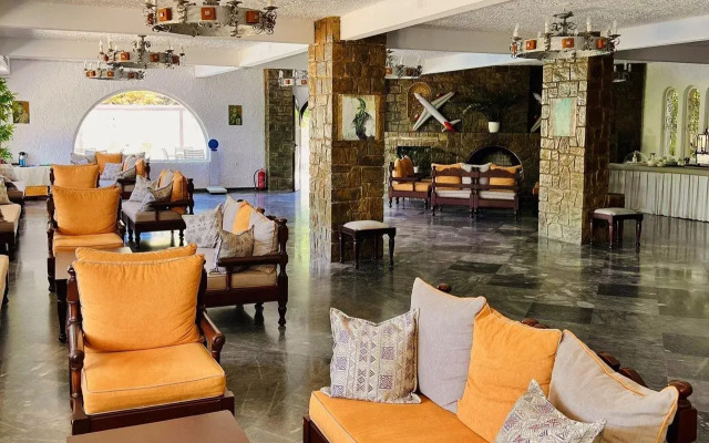Karteros Hotel