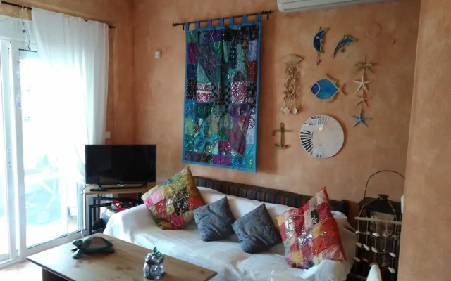 Sansen Villa Tripotamos
