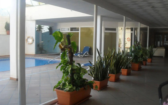 Vidalbir Apartahotel