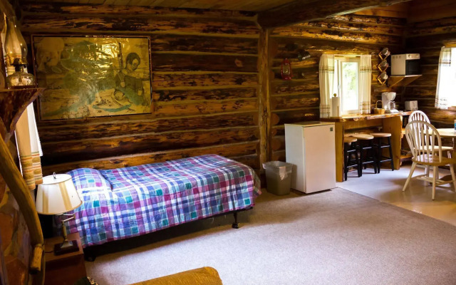 Midnight Sun Log Cabins