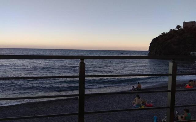 Tris Ekklisies Seaside Beach Apartment