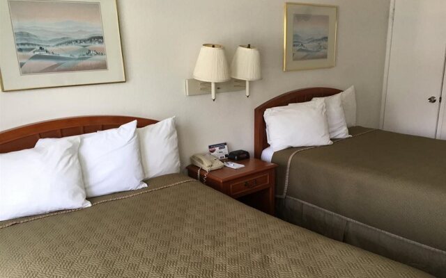 Travelodge Hollywood-Vermont/Sunset