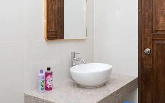 Tanjung Bungah 5BR Villa w pool 20pax