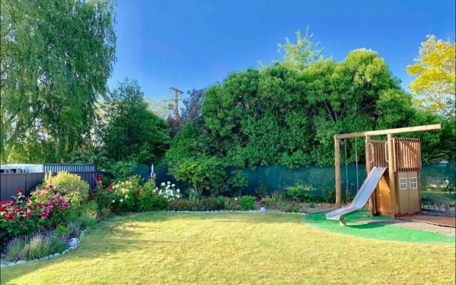 Peaceful House with Kids Playground