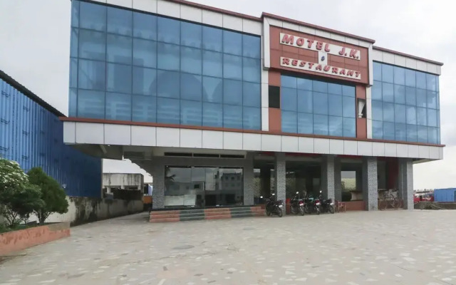 Motel J K by OYO Rooms