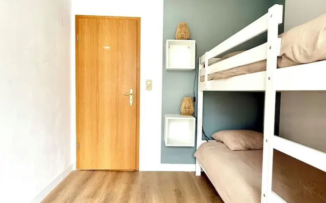 Spacious duplex in the center