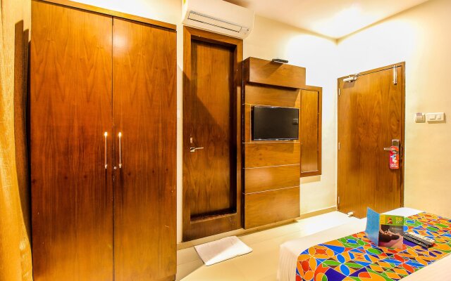 FabHotel Empire Suites