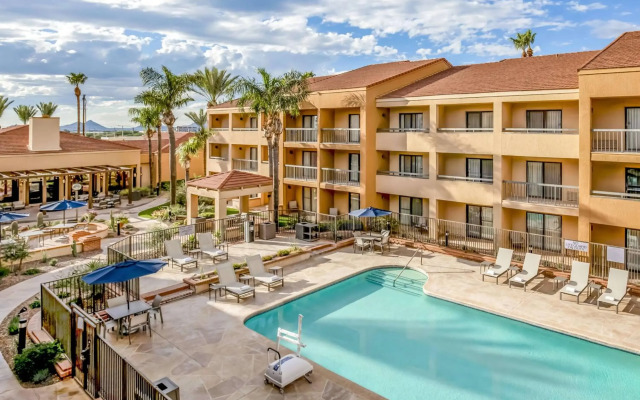 Courtyard by Marriott Tucson Airport
