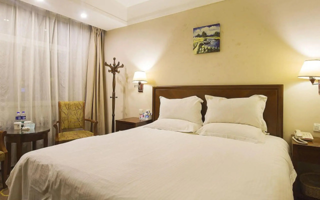 GreenTree Inn ShanDong Heze Huaying Road Express Hotel