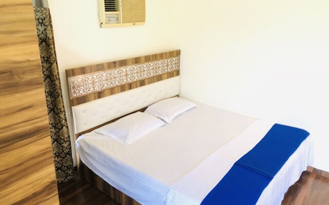 Spicy Mango Malhotra's Pristine Villa