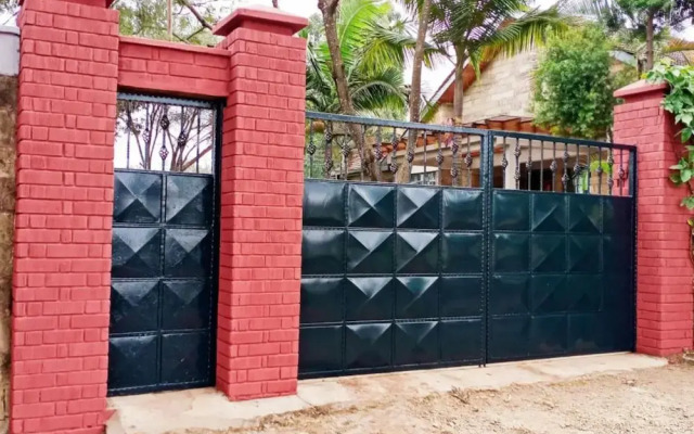 The Meru House