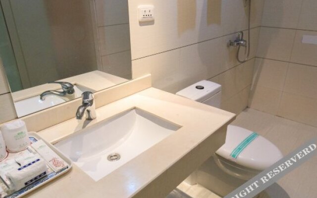 Huachi Business Motel