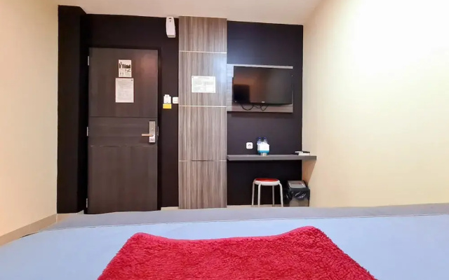 City Biz Residence