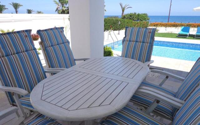 Latchi Riviera Beach Villa No.2
