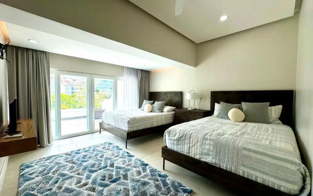 Gorgeous Villa Marina Vallarta, pool, Free Shuttle