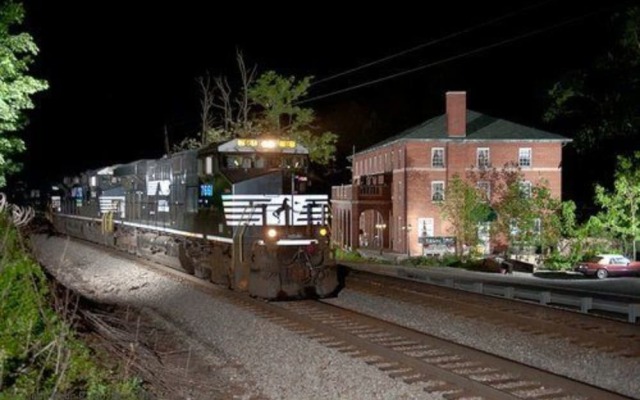 Elkhorn Inn & Theatre