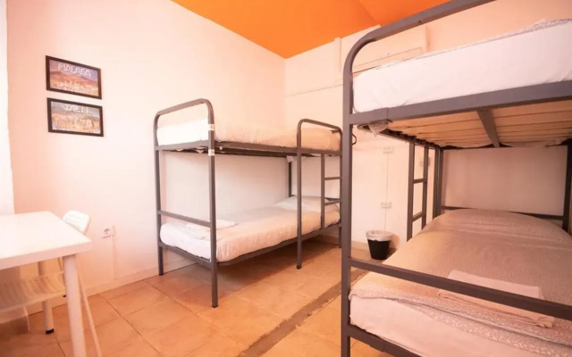 Arc House Sevilla - Hostel