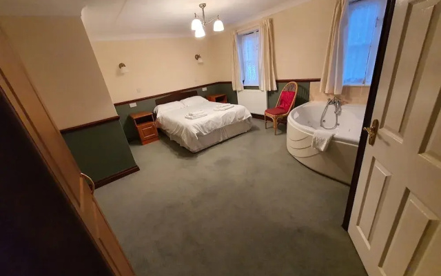 The Lugger Inn