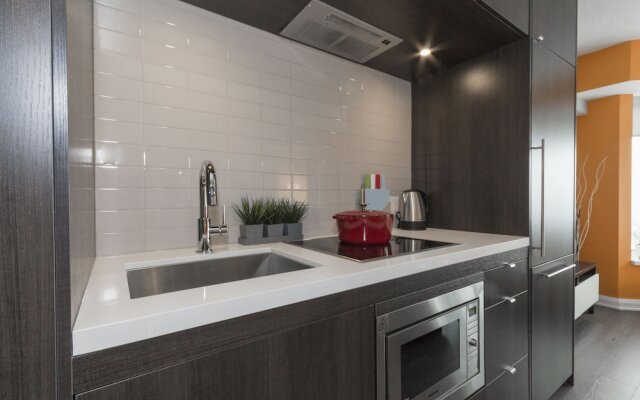 QuickStay - Yorkville's Finest (Yonge & Bloor)