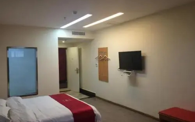 Thank Inn Chain Hotel Poyang Fengyue City