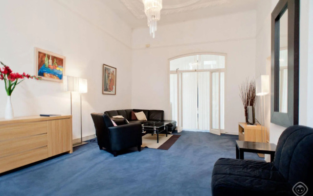 Prins Hendrik Apartments