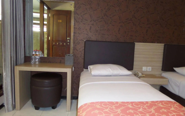 Luminor Hotel Jember by WH