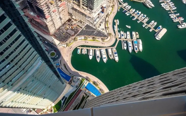 Bravoway Cayan Tower in Dubai Marina