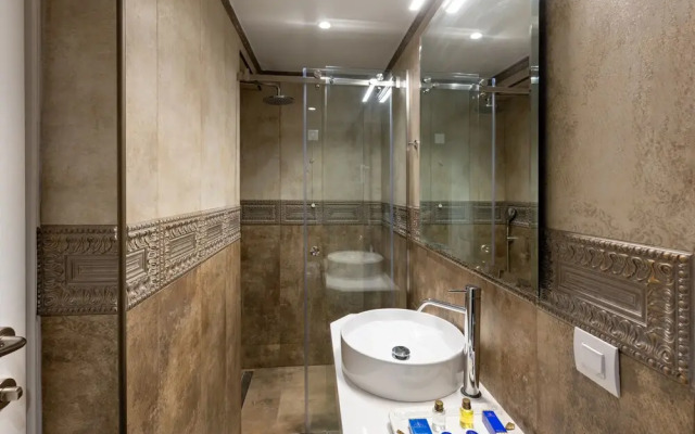Lazar Lux Apartments