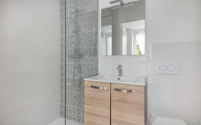 Limestra - Studio rénové avec terrasse privative en hypercentre lit simple