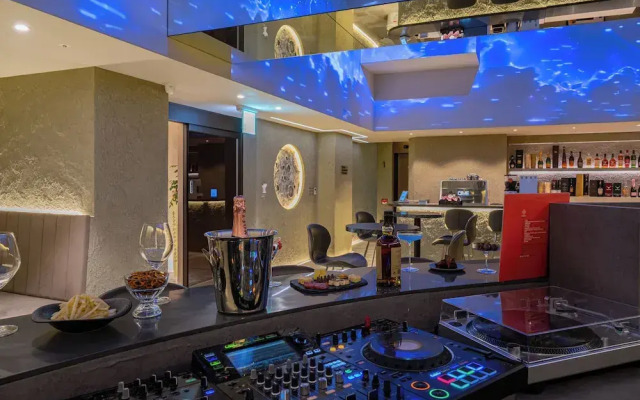Jamsil Orosie Tourist Hotel