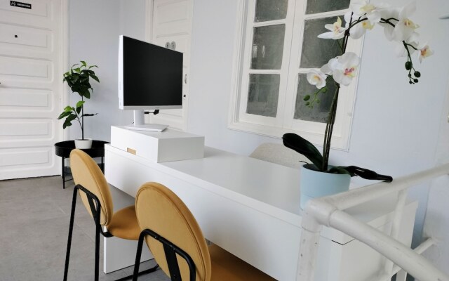 Room27
