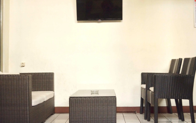 Hotel Sumber Waras