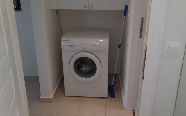 Iros Sea View Apartments