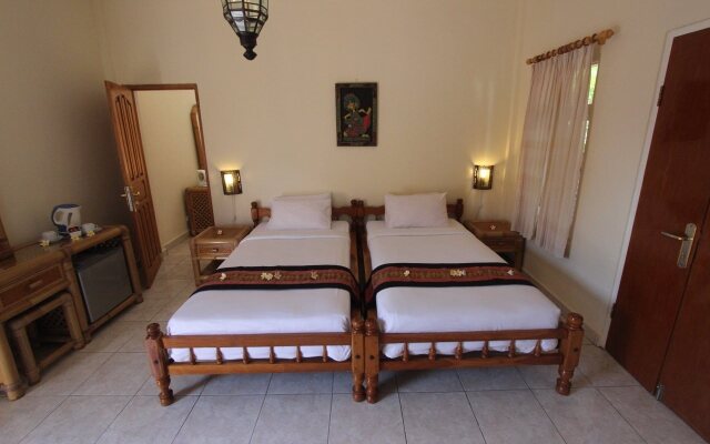 Chonos Hotel Lovina