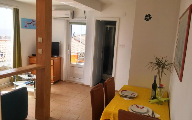 Charming studio apartment with beautiful sea view