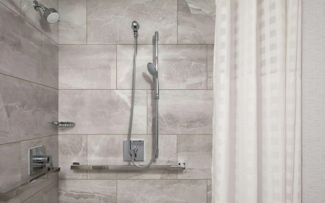 Embassy Suites by Hilton Portland Maine