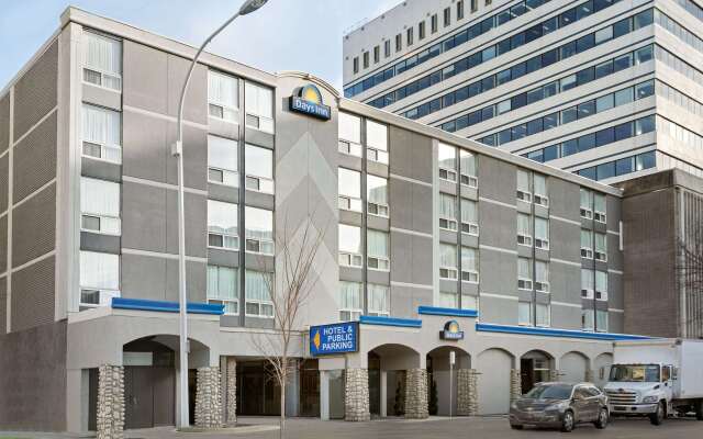 Days Inn by Wyndham Edmonton Downtown