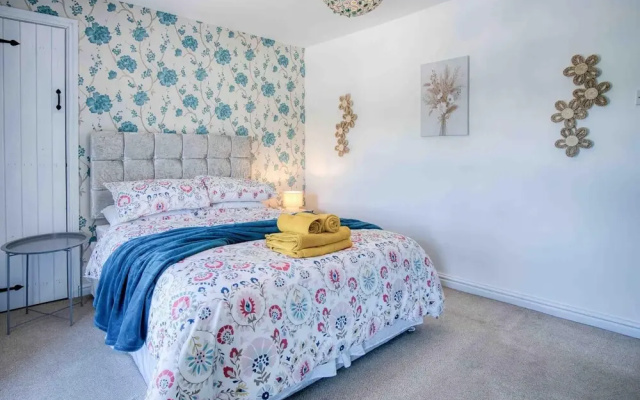 Hopkins Retreat Farm - 5 Bedroom House - Swansea