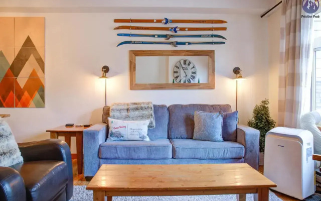Modern Nordic 2 Bedroom Mountain View Condo