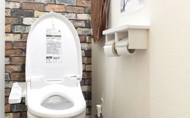 Osaka Guesthouse Nest - Hostel