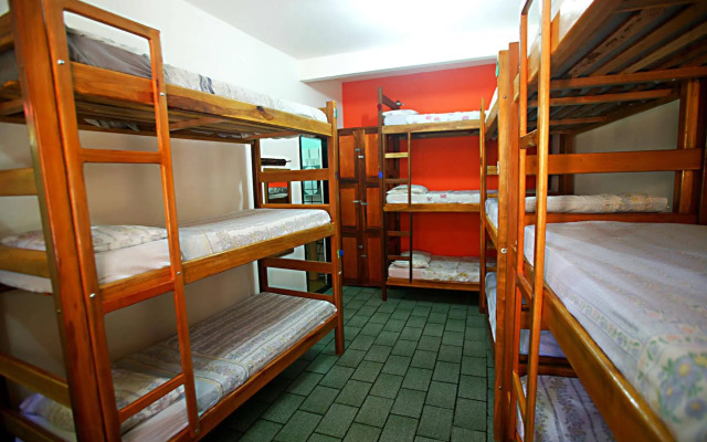 Pousada Papagaio - Hostel