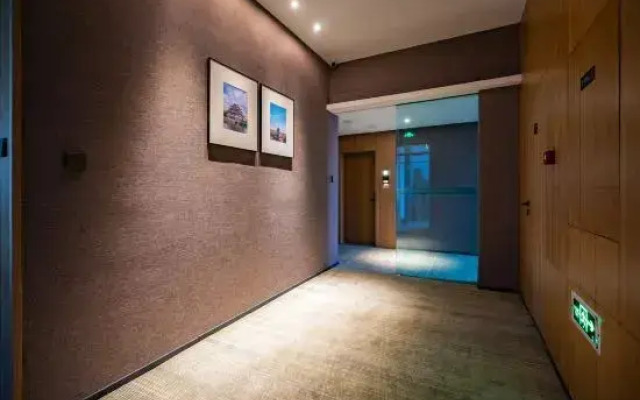 TRUE GO Hotel (Zhengzhou Huayuan Road Grand Emporium)