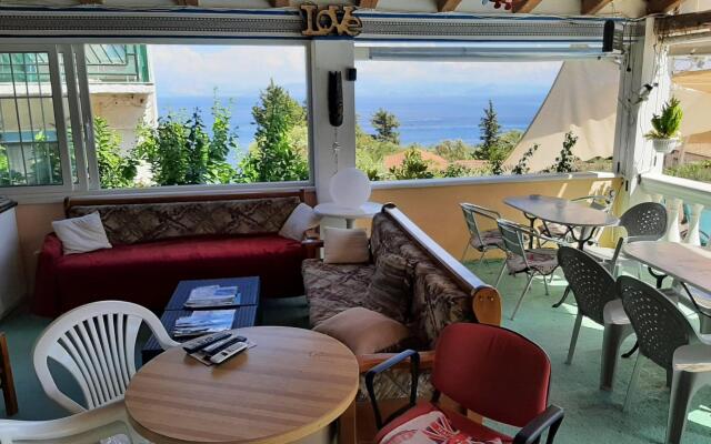 Alluring apartment in Mpenitses with shared pool