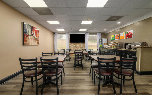 Quality Inn & Suites Lexington South